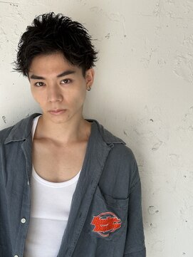 ロミーオム 本厚木(ROMMY. Homme) 刈り上げツーブロックアップバングショートビジネスメンズヘア