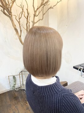 ラマナ(Lamana) milk tea color