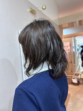 シャンゼ 新阪急ホテル店 レイヤー＋パーマ