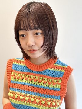 ローネス(LONESS) 前髪あり　切りっぱなしボブ　外ハネボブ　ウルフボブ　丸顔