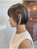 コントラストハイライトブリーチショートボブレイヤーミディアム