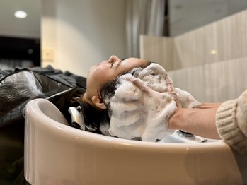 ブルーバイブレーション BlueVibrationの写真/一人一人の地肌や頭皮ケアに特化した本格的なスパが大人気★ワンランク上の極上の時間を体感してみて…♪ 