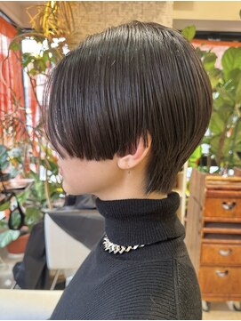 フレイストート(Frais Tout) 大人美人_クールショート_モード系ショート_ハイレイヤー_横浜駅