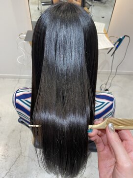 シアン 矢場町店(CYAN.) 艶髪ストレート