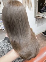 ヘアメイク アンフィ(amphi)&nbsp;白髪ぼかし透明感ベージュ .~*＊..