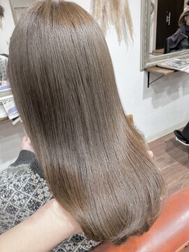 ヘアメイク アンフィ(amphi) 白髪ぼかし透明感ベージュ .~*＊..