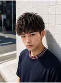 束感黒髪マッシュ人気流行ナチュラル無造作メンズ