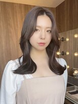 hyon myon/RISEbyREVO 綾瀬店【ヒョンミョン】&nbsp;ハッシュカット/デザインカラー/グレージュ[綾瀬駅/韓国ヘア]