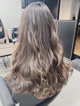 ユッカ エハ 豊中(YUCCA eha) 【eha 山本】ミルクティーブラウン