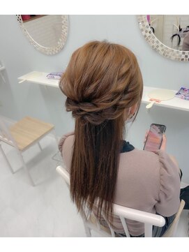 シェリング(Chering) ハーフアップ