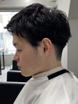 フイ 代々木(Hui)&nbsp;メンズ/アップバング/ツーブロックマッシュ/束感ショート波巻き