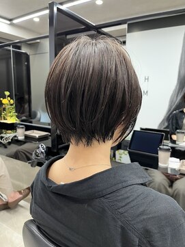ハルキミナト ジャパン トウキョウ(HARUKI MINATO japan TOKYO) 丸みショートボブ