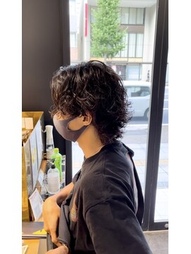 ミリ(milli Produce by ITAKURA) ウルフスパイラルパーマ