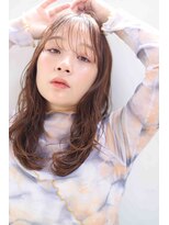 ウル(ulu)&nbsp;ロングレイヤー　パーマ　白髪ぼかし　名東区　大人女性