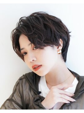 カライングドゥ(ing deux) 大人可愛い20代30代40代黒髪前下がりショートボブ丸みショート◎