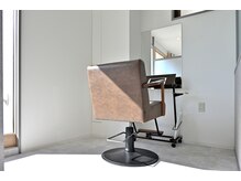 「映像や雑誌を楽しみながら過ごせる快適空間