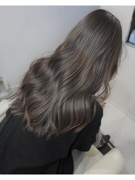 アリー 原宿 表参道(ALLY) ALLY阿部　暗くてもおしゃれに見えるグレイジュカラー