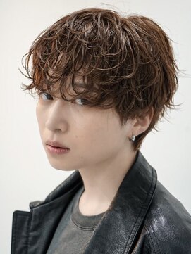 ウェイビーエフティフィフス 横浜西口(WAVEY ft.fifth) 横浜西口メンズパーマツイスパシャドウパーマ波巻きパーマ30代◆