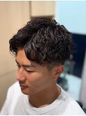 ツイストスパイラルパーマアップバングショート