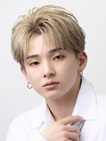 オーシャントーキョー 渋谷(OCEAN TOKYO) ブロンドカラーハイトーンフェザーショート