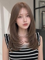 ユーフォリア 青山(Euphoria)&nbsp;サイドバングミディアムヘア透明感カラーミルクティーベージュ☆