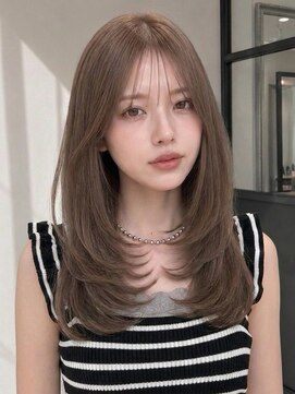 ユーフォリア 青山(Euphoria) サイドバングミディアムヘア透明感カラーミルクティーベージュ☆