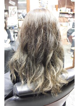 オーバーキャプテンネイキッド(OVER CAPTAIN NAKED) ナチュラルグレージュ☆グラデーションカラー