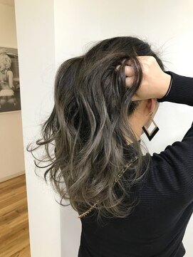 ドルチェ 心斎橋(Dolce) 【Dolce心斎橋】グラデーショングレー