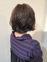 ローバーゴーヨン(Rover 54)&nbsp;切りっぱなしボブのコテスタイル