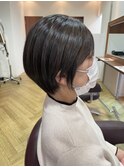 丸みショート×つやカラー