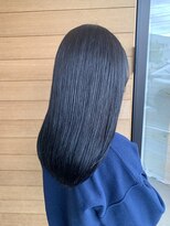 シアン(CyAN)&nbsp;暗髪カラー