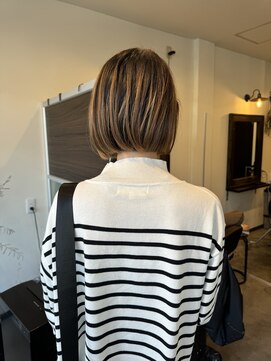 アメリア(Ameria) 重軽ボブ