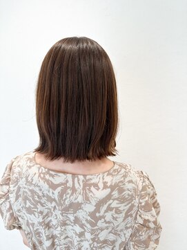 アルティーナプライベート(altina PRIVATE) 大人の外ハネのボブ