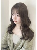 オリーブグレージュ×韓国風ヨシンモリ