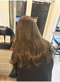 明るめうるツヤ大人グレージュ
