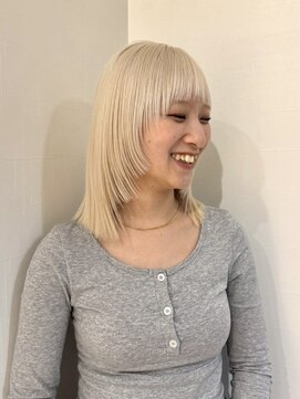 アース 高円寺店(HAIR & MAKE EARTH) ホワイトブロンド♪