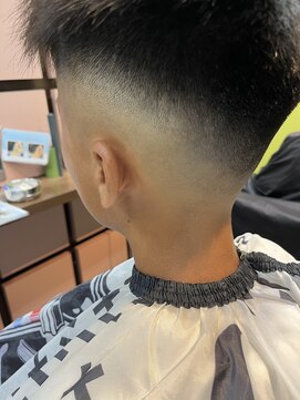 メンズグルーミングナンバーナイン(MEN'S GROOMING NUMBER NINE) 【早田隼哉/姫路フェードカット/姫路バーバー】