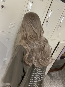 シルバーベージュ