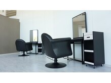 スタイリッシュなセットブース