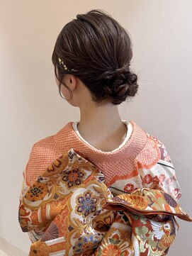 ヌー 栄(nuu) 和装アップスタイル 金箔アレンジ シンプルヘアセット