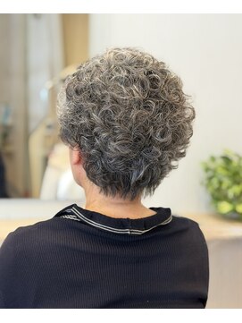 アコスタイル(aco style) パーマカール仕上げ