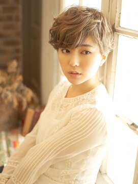 ベック ヘアサロン(BEKKU hair salon) 透け感と柔らかさのある自然体フェミニンな大人可愛いショート