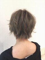 ネオリーブエム(Neolive em;)&nbsp;Neolive em；　レイヤーたっぷりショート☆☆