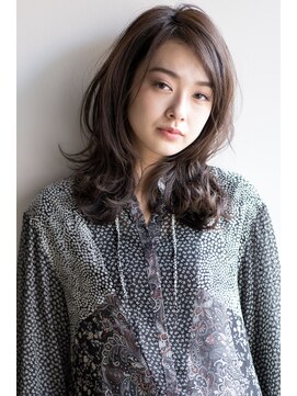 モーブ(MAUVE) 【MAUVE】外国人風くびれセミディーウェーブ