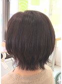 外ハネ ショートボブ