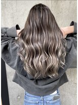 ルーフアクト(LUFE act)&nbsp;バレイヤージュ　グレー　担当タナカ