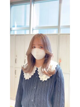 リー 梅田(Lee) Lee梅田茶屋町 韓国風ホワイトベージュ