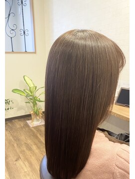 リアンヘアー(Lien hair) 痛ませない縮毛矯正でツヤツヤ