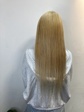 フツーロ 栄(FUTURO) ブリーチエクステ