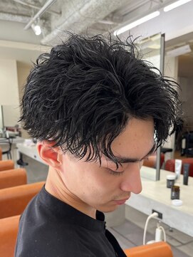 キングオブヘア バイ ノイズ 梅田茶屋町店(KING of hair by NOISM) *NOISMツイストスパイラルツーブロックマッシュセンターパート